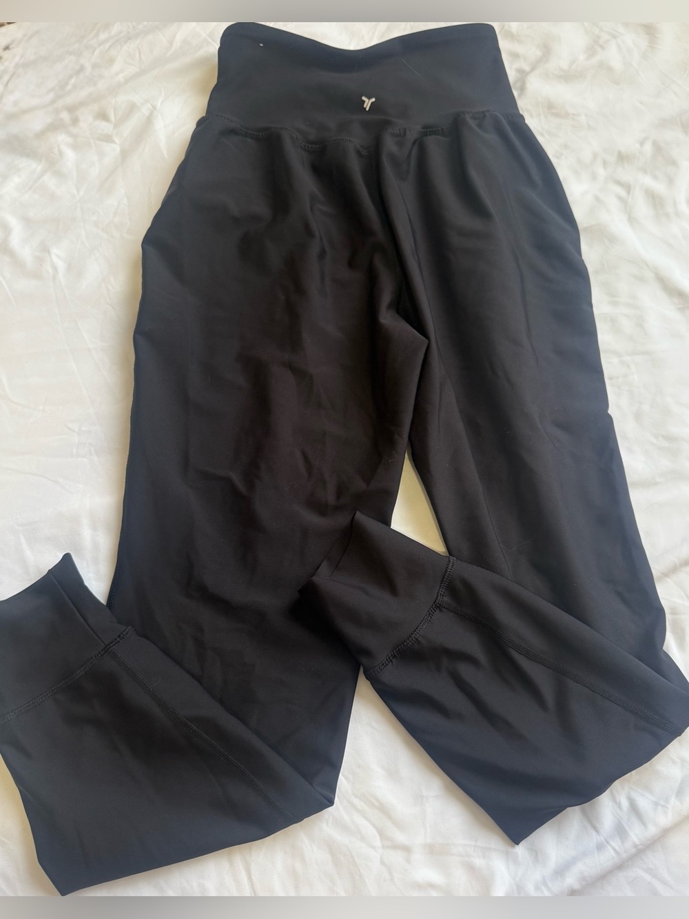 Old Navy High-Waisted PowerSoft Pocket Joggers - Picture 4 of 6